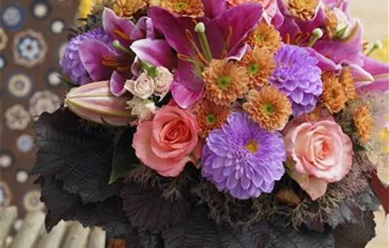 Blumendekoration leicht gemacht: Schnittblumen arrangieren easy going Blumendekoration leicht gemacht: Schnittblumen arrangieren easy going